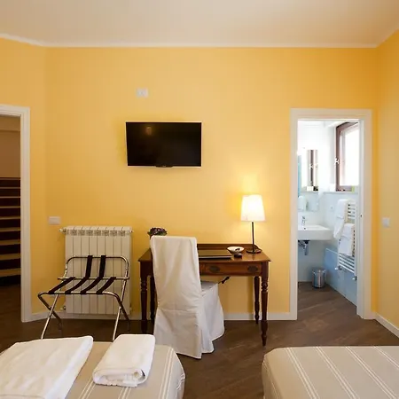 La Tuia E Il Tasso B&B 2*